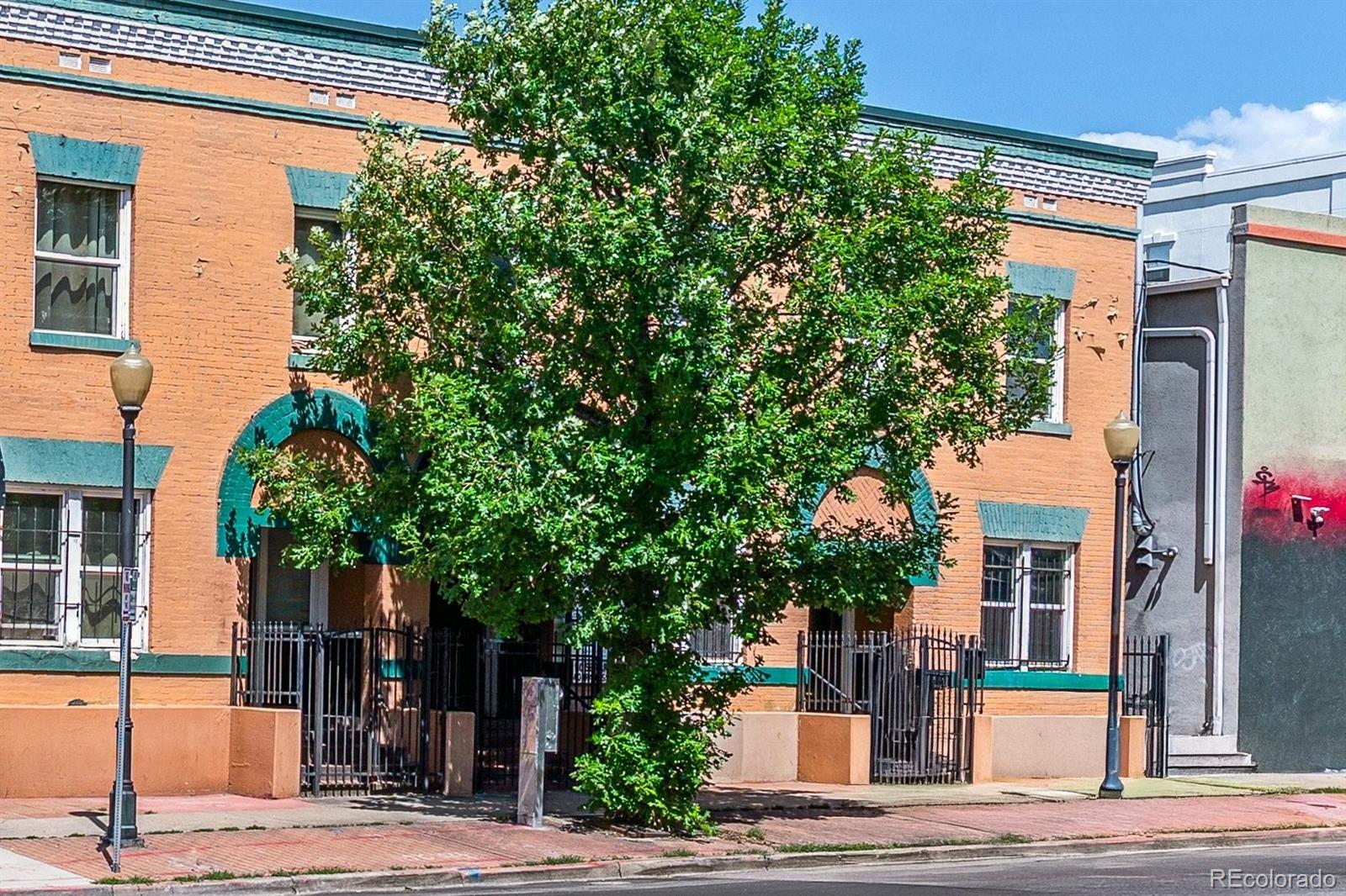 909 W Park Avenue, Denver CO 80205