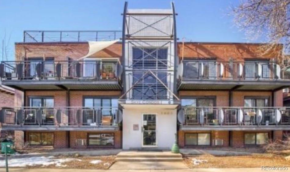 1045 N Clarkson Street Unit 102, Denver CO 80218