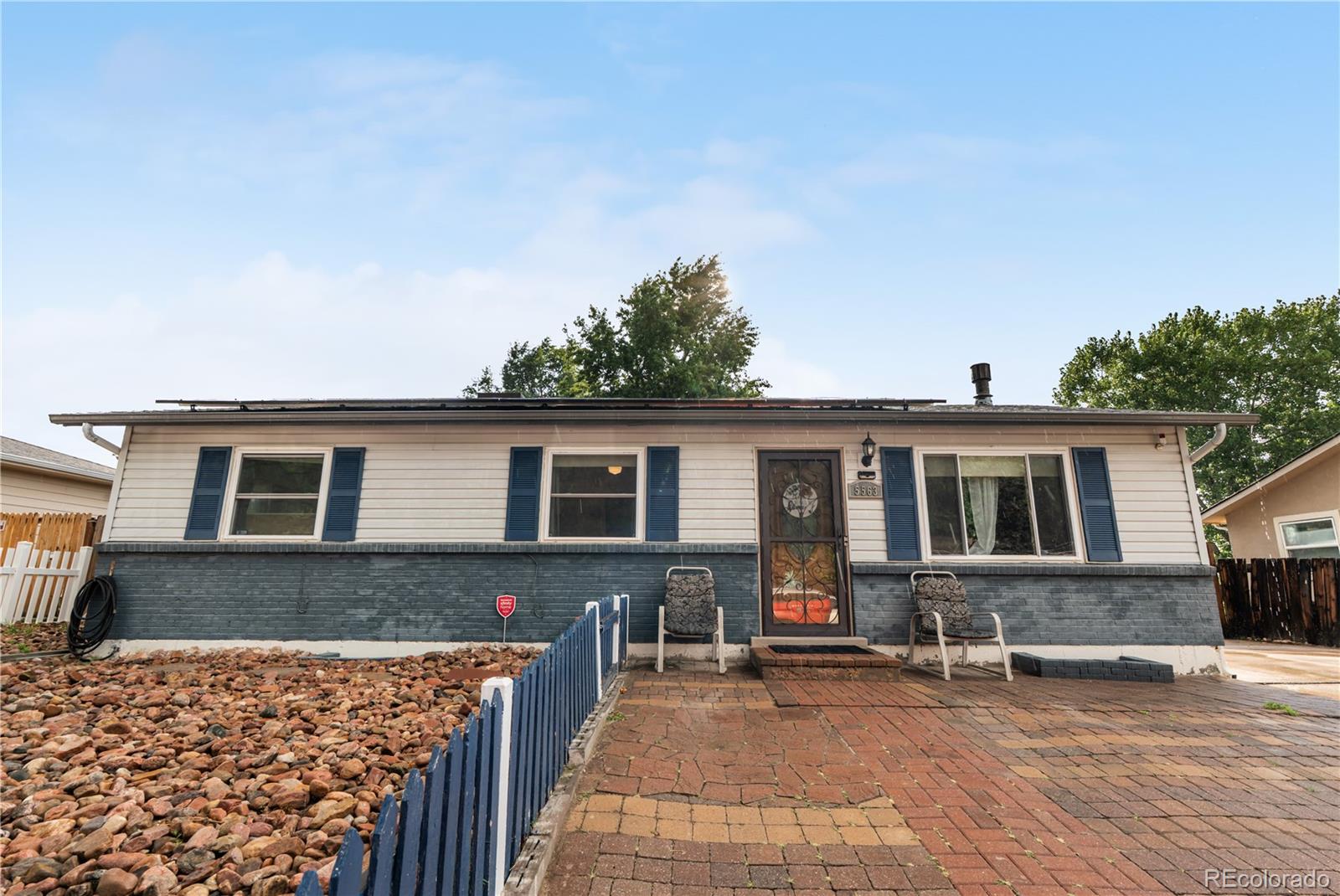 5563 Blackhawk Way, Denver CO 80239