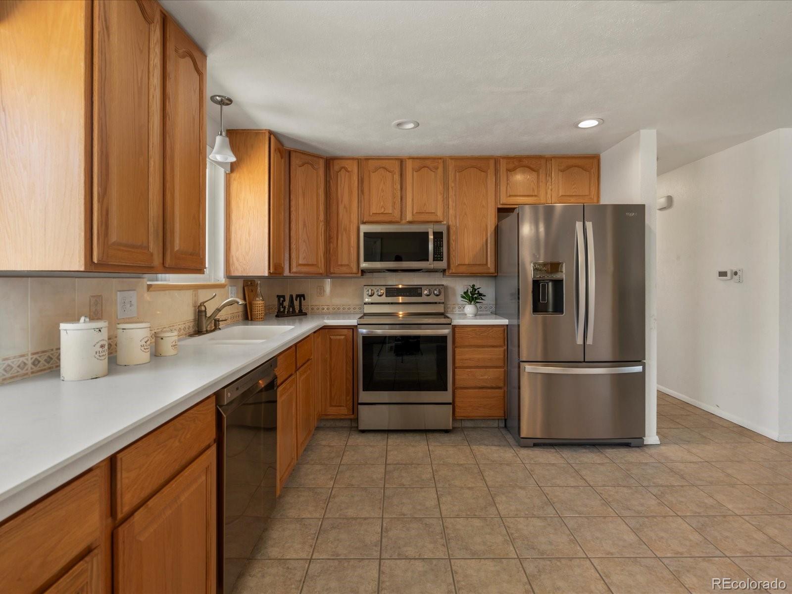 7162 Quay Street, Arvada CO 80003
