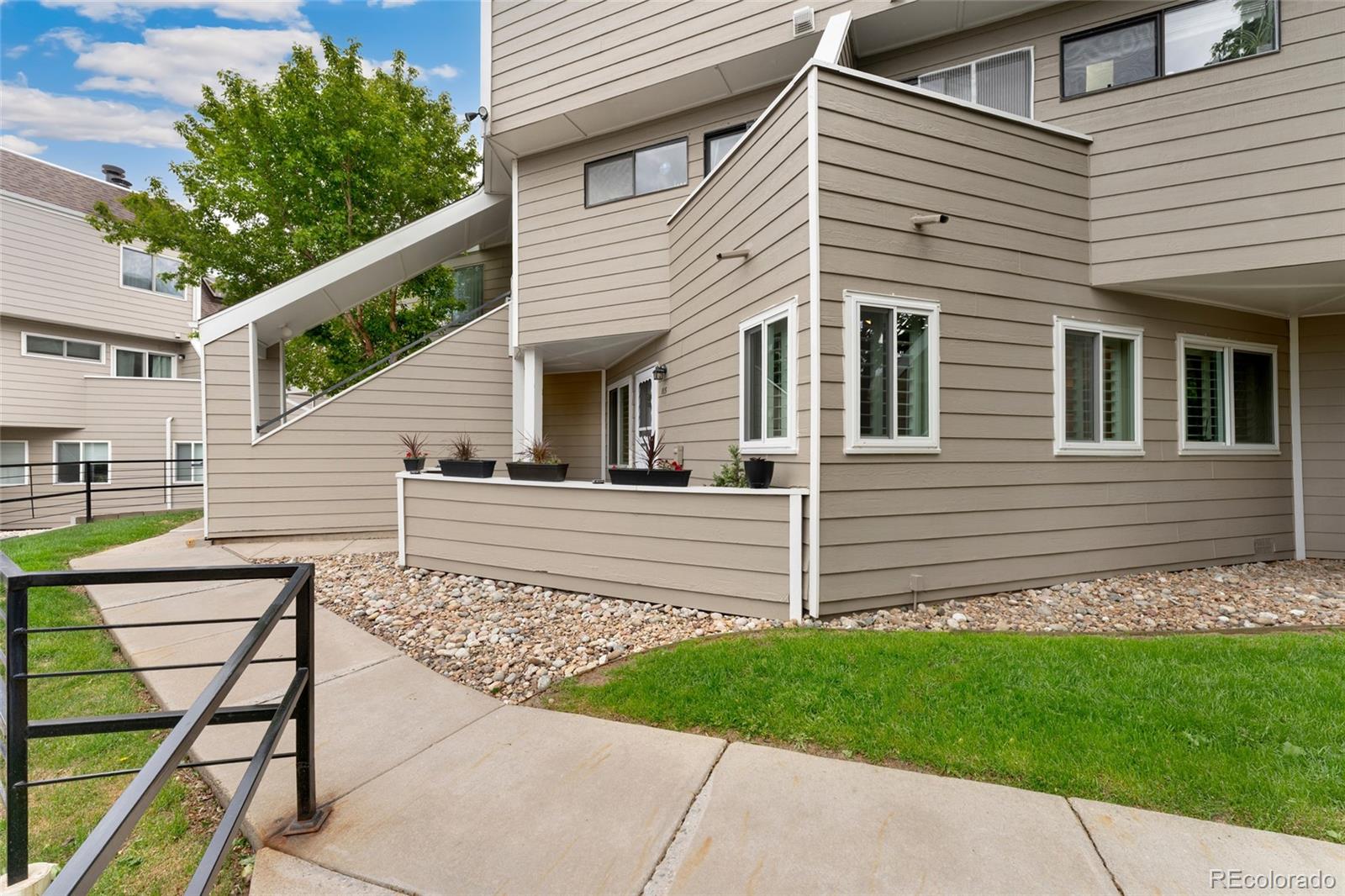 12476 W Nevada Place Unit 105, Lakewood CO 80228