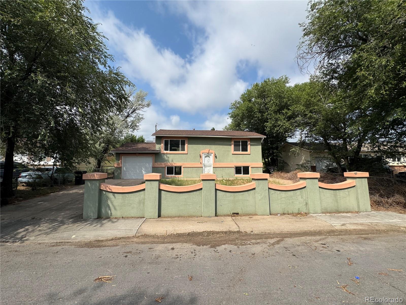 1116 Cambridge Avenue, Colorado Springs CO 80906