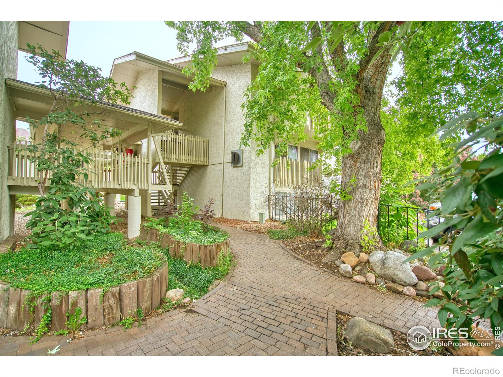 2707 Valmont Road Unit 304, Boulder CO 80304