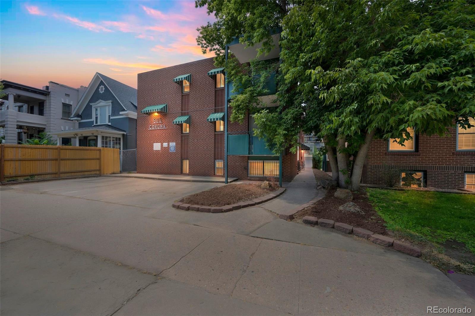 985 Corona Street Unit 203, Denver CO 80218