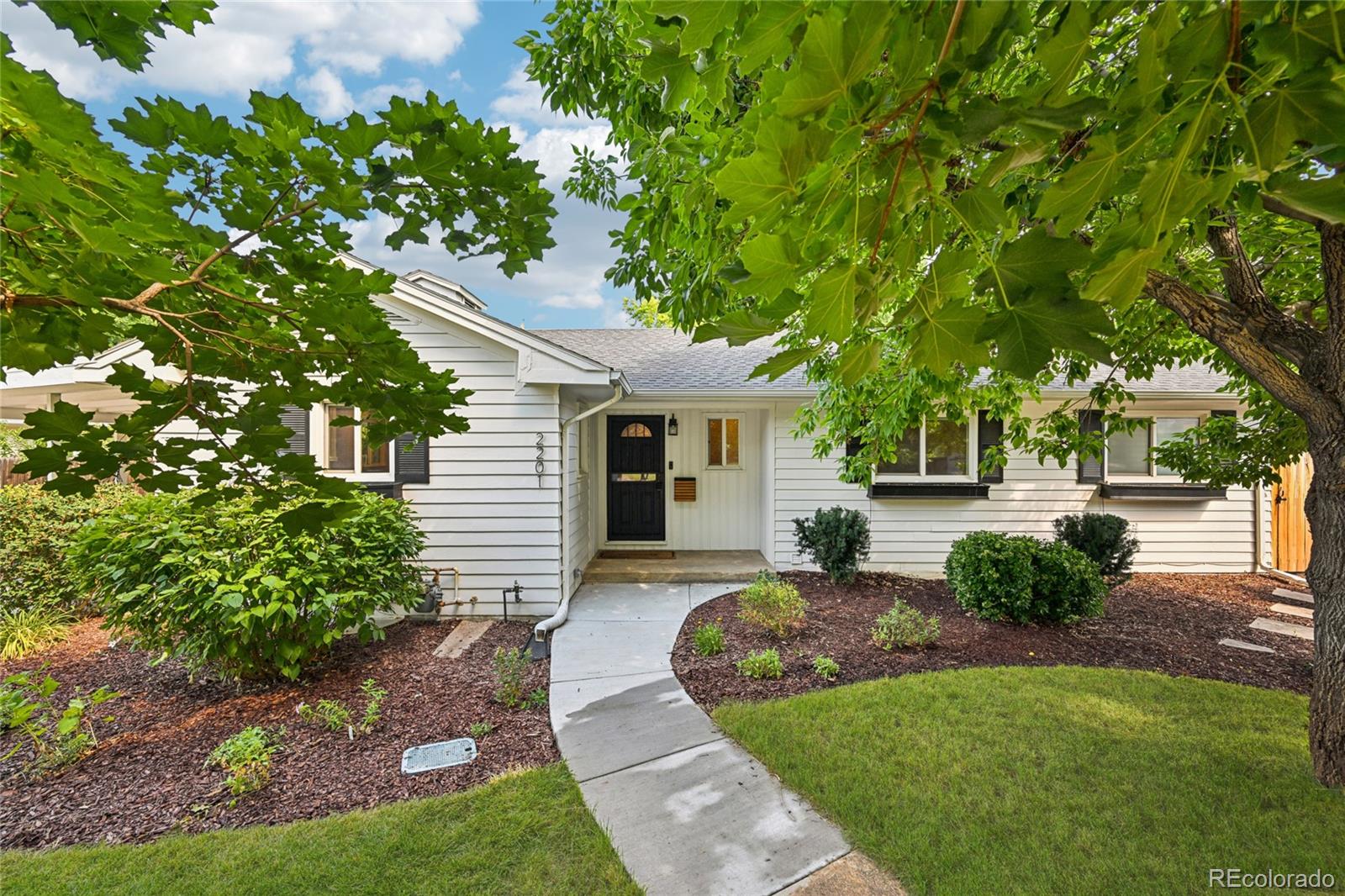 2201 E Floyd Avenue, Englewood CO 80113