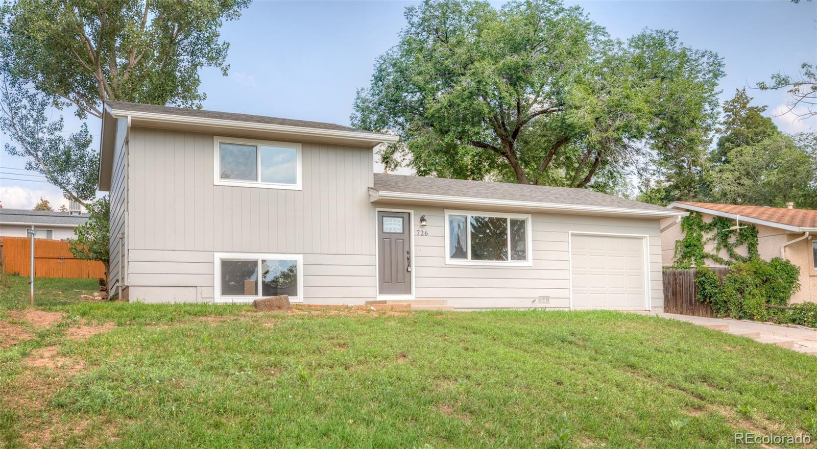 726 E Paradise Lane, Colorado Springs CO 80904