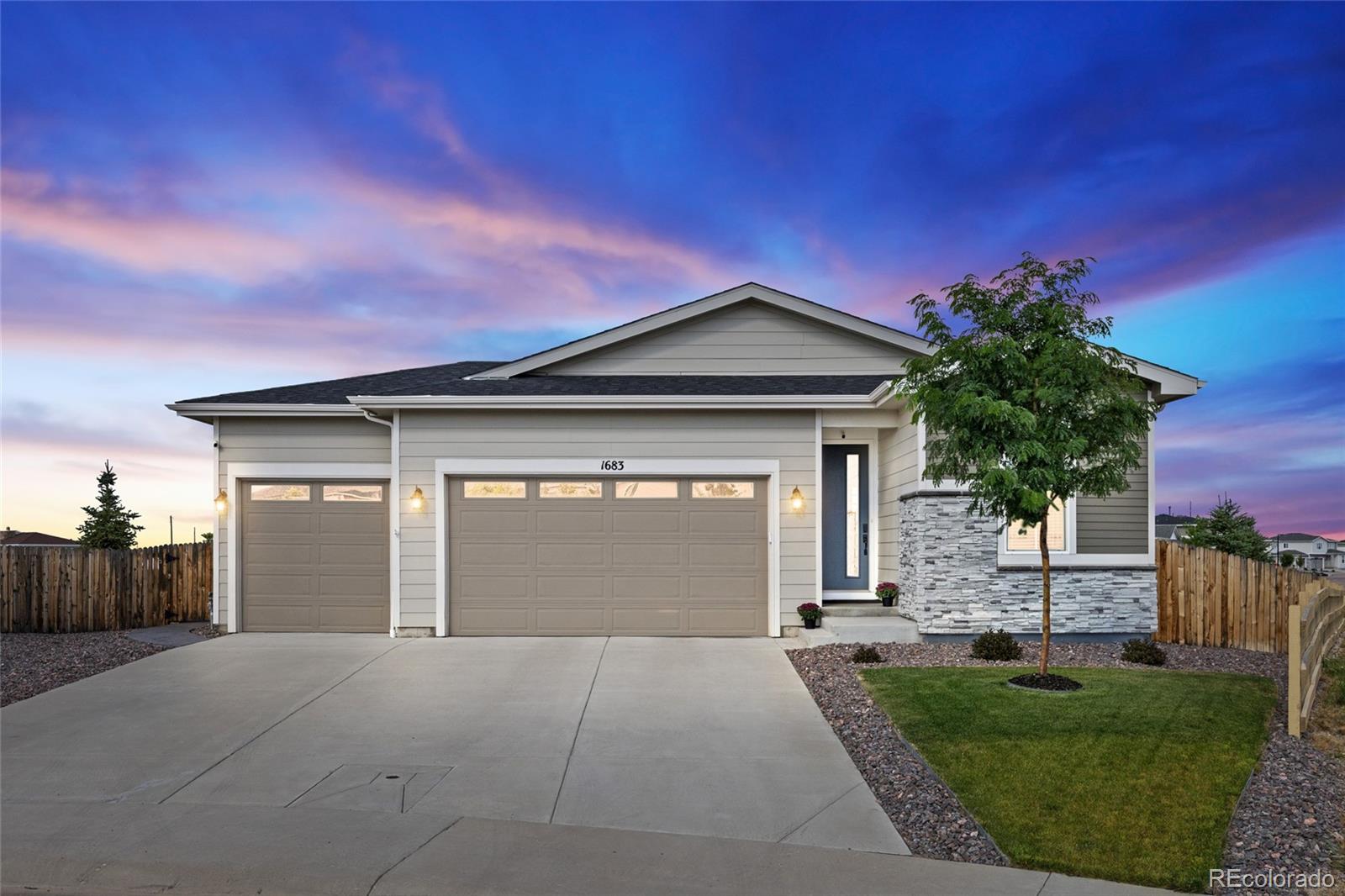 1683 Castle Vista Way, Castle Rock CO 80104