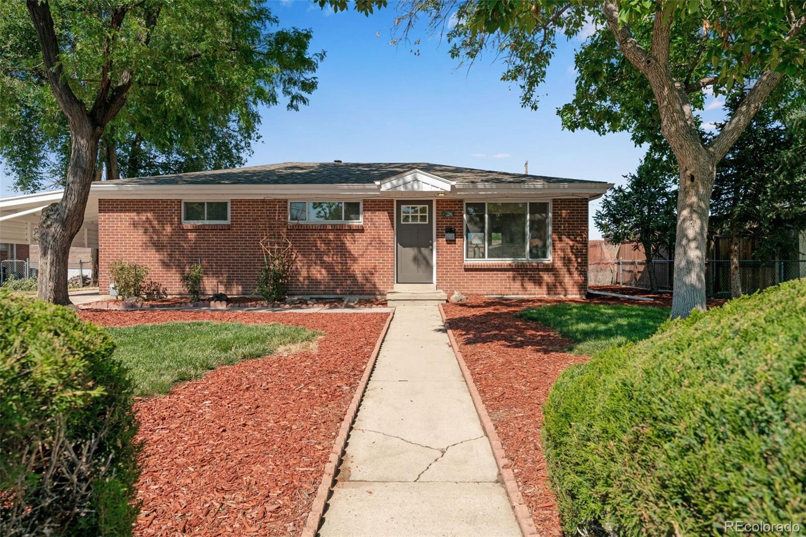 2507 N Zion Street, Aurora CO 80011