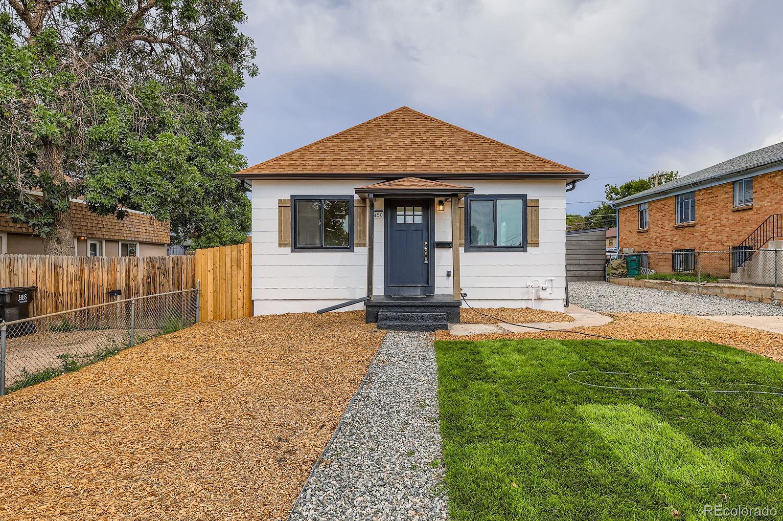 1450 Joliet Street, Aurora CO 80010