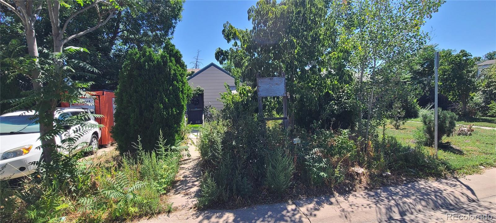 1208 Trenton Street, Denver CO 80220