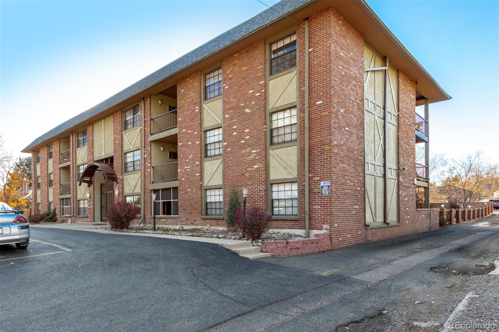 1021 Carr Street Unit 22, Lakewood CO 80214