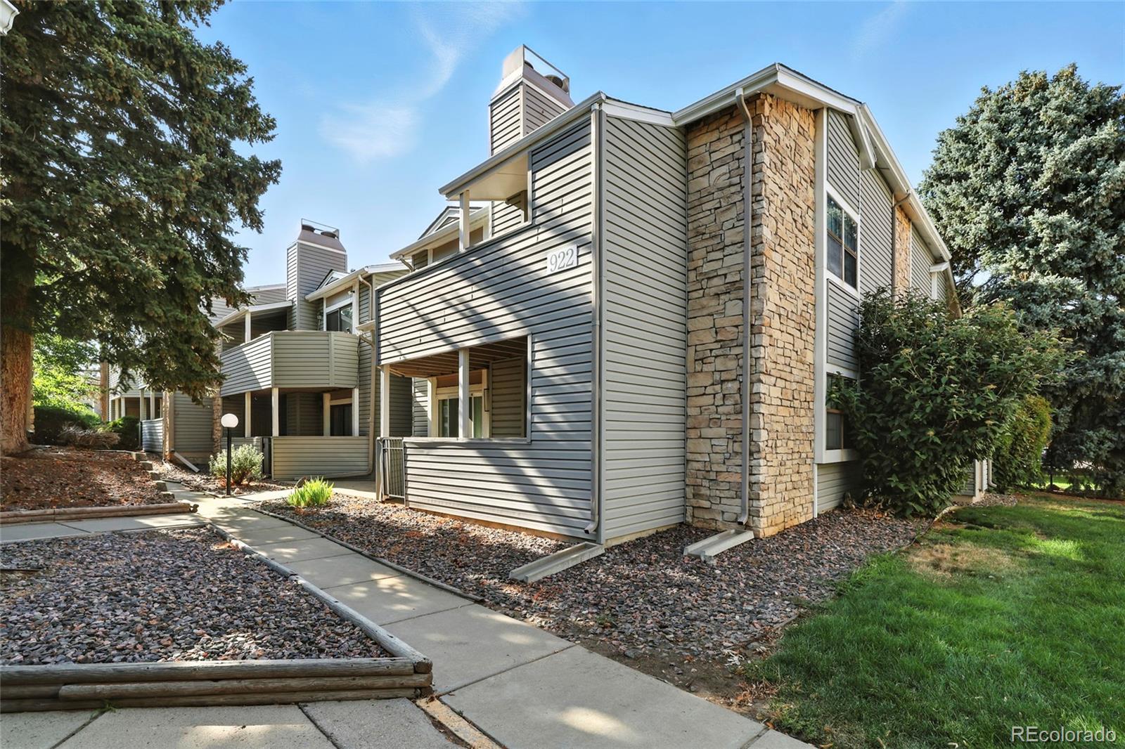 922 S Walden Street Unit 201, Aurora CO 80017