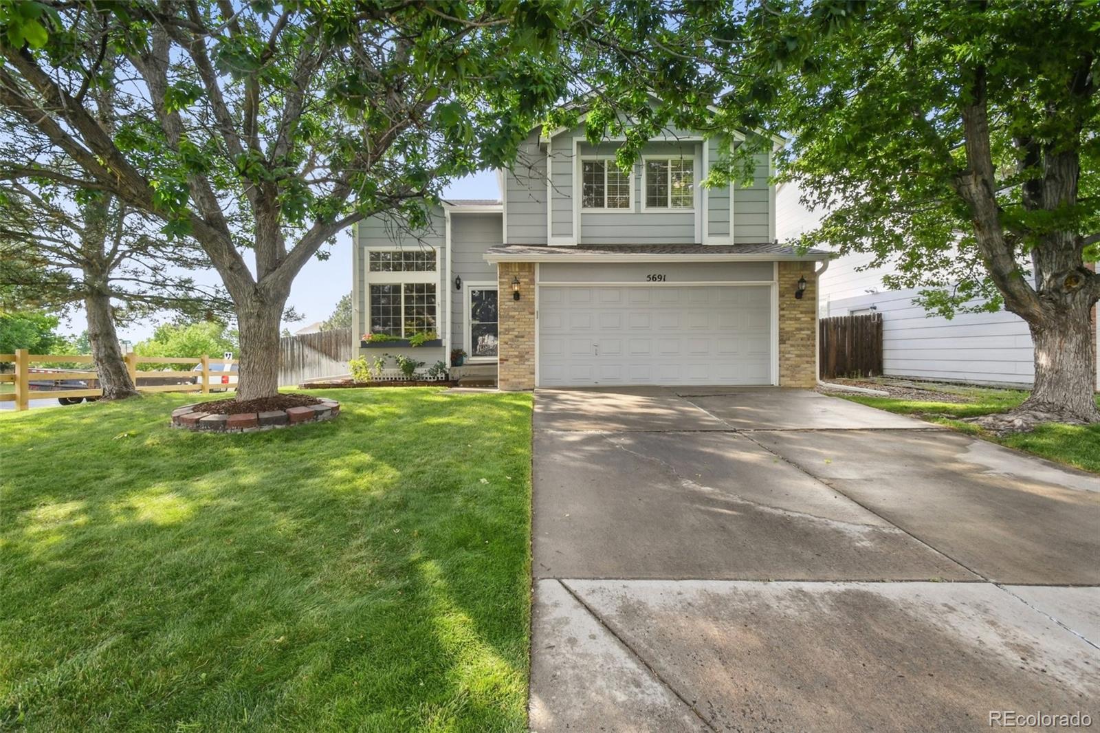 5691 S Versailles Street, Aurora CO 80015