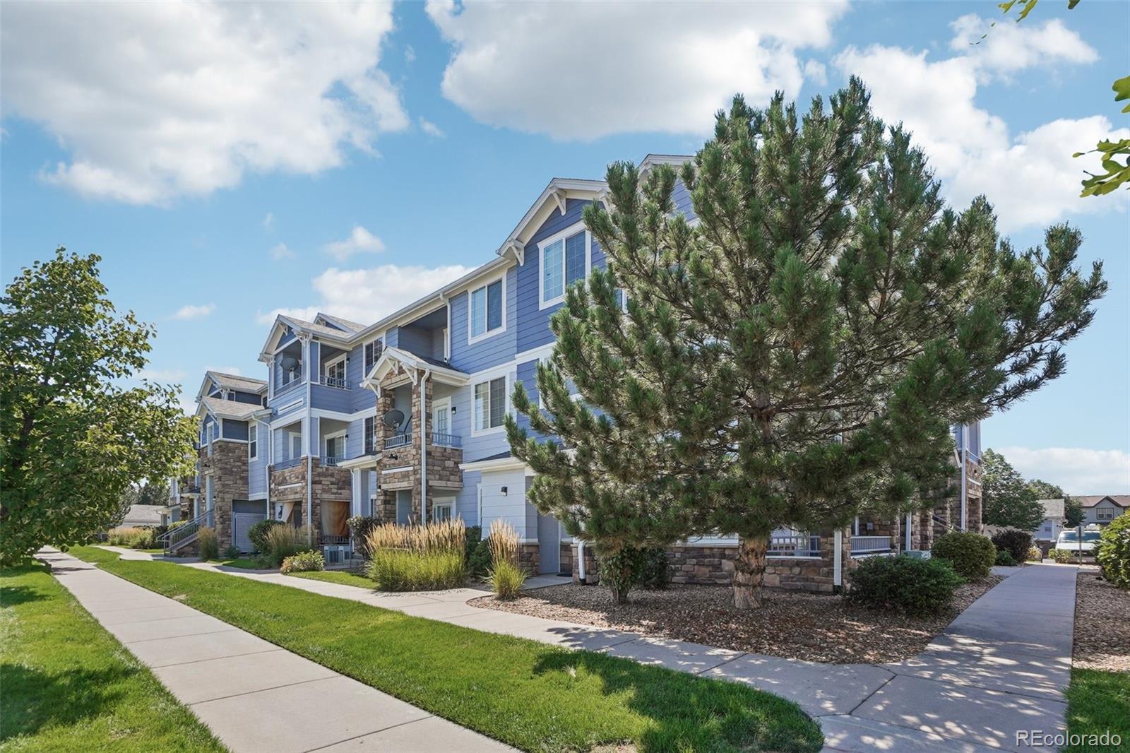5255 Memphis Street Unit 207, Denver CO 80239
