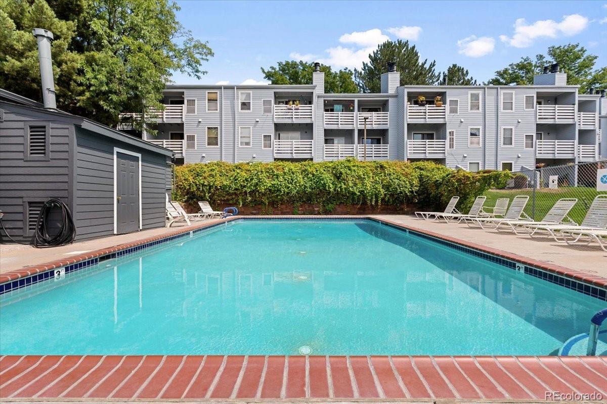 3121 S Tamarac Drive Unit 302H, Denver CO 80231