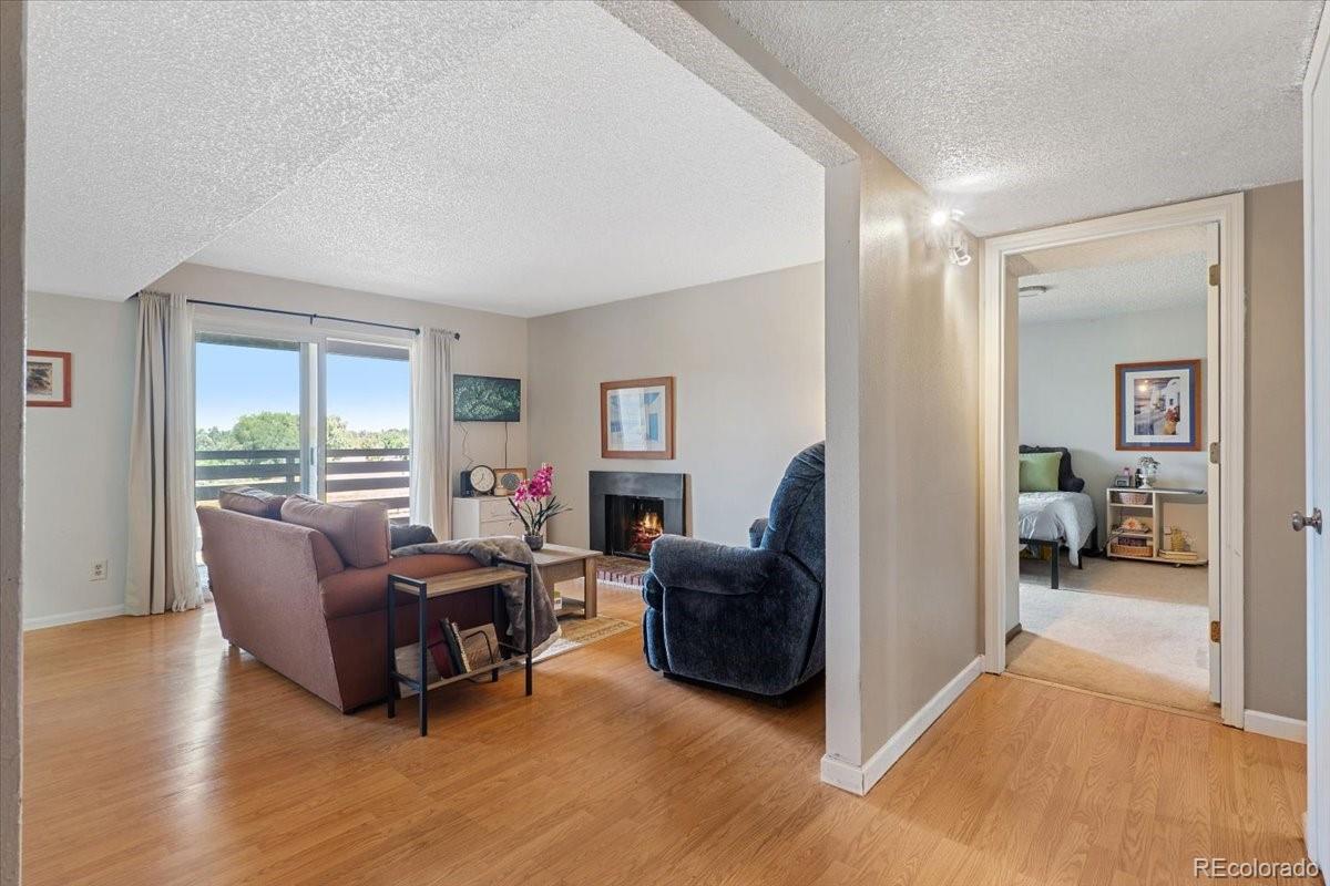 3121 S Tamarac Drive Unit 302H, Denver CO 80231