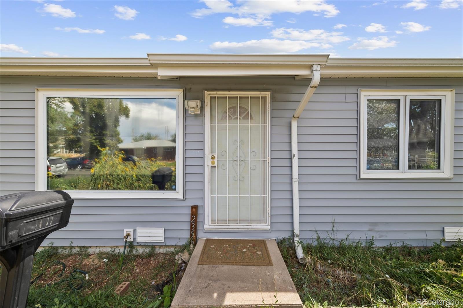 2356 Elmira Street, Aurora CO 80010