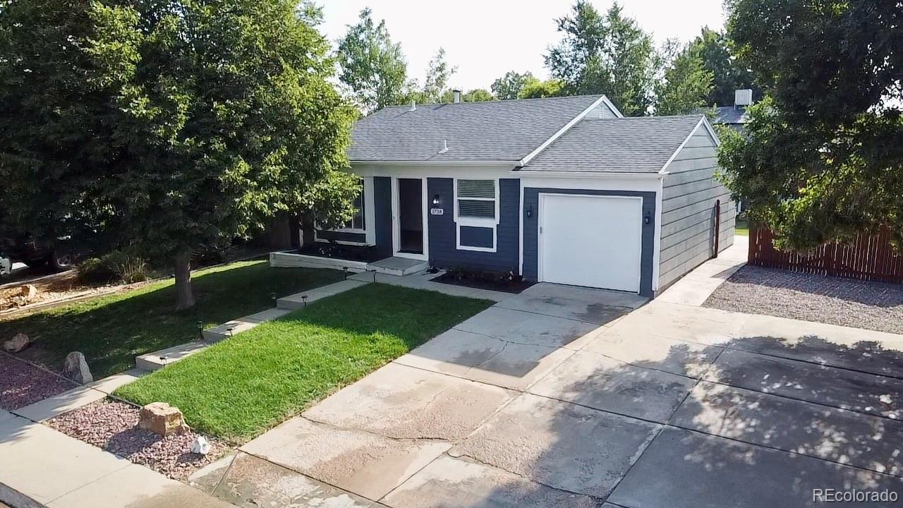 1738 Ceylon Street, Aurora CO 80011