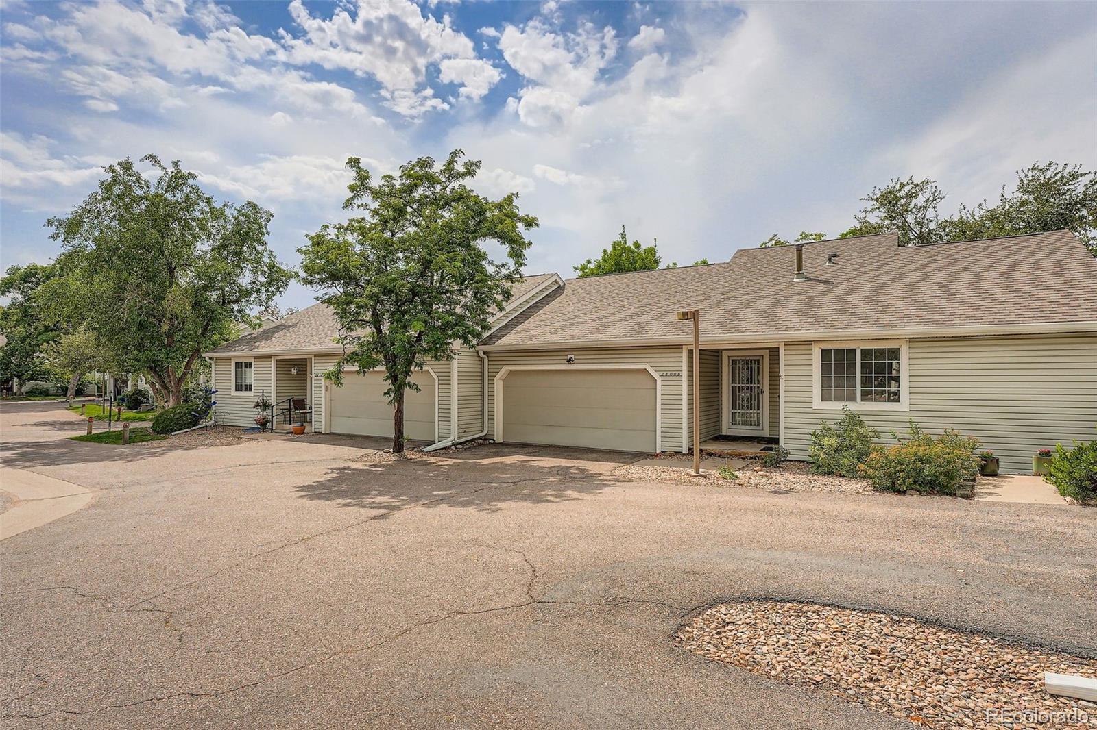 2800 S Heather Gardens Way Unit B, Aurora CO 80014