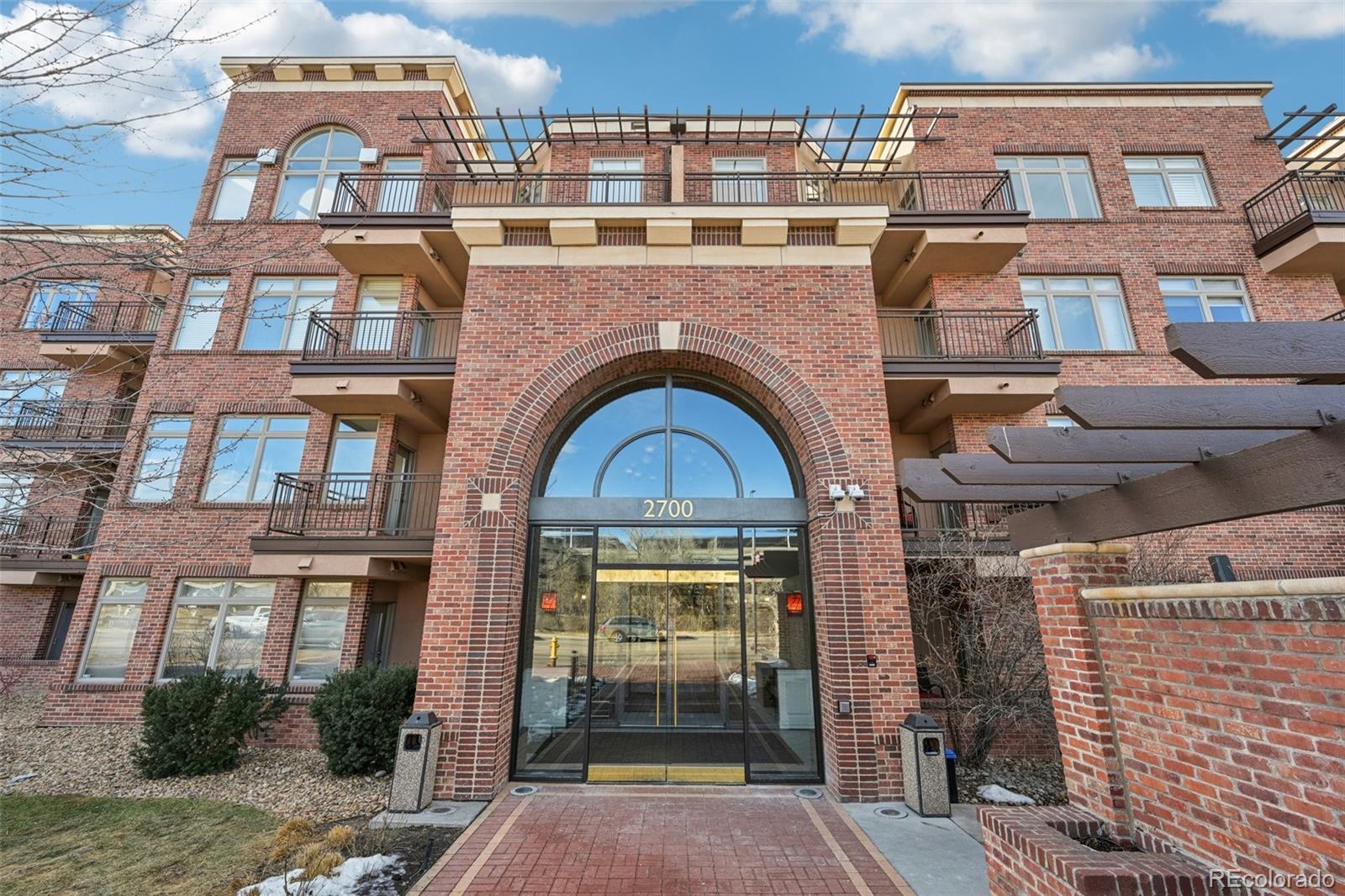 2700 E Cherry Creek South Drive Unit 216, Denver CO 80209