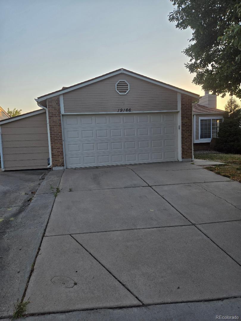 19166 E Oberlin Drive, Aurora CO 80013