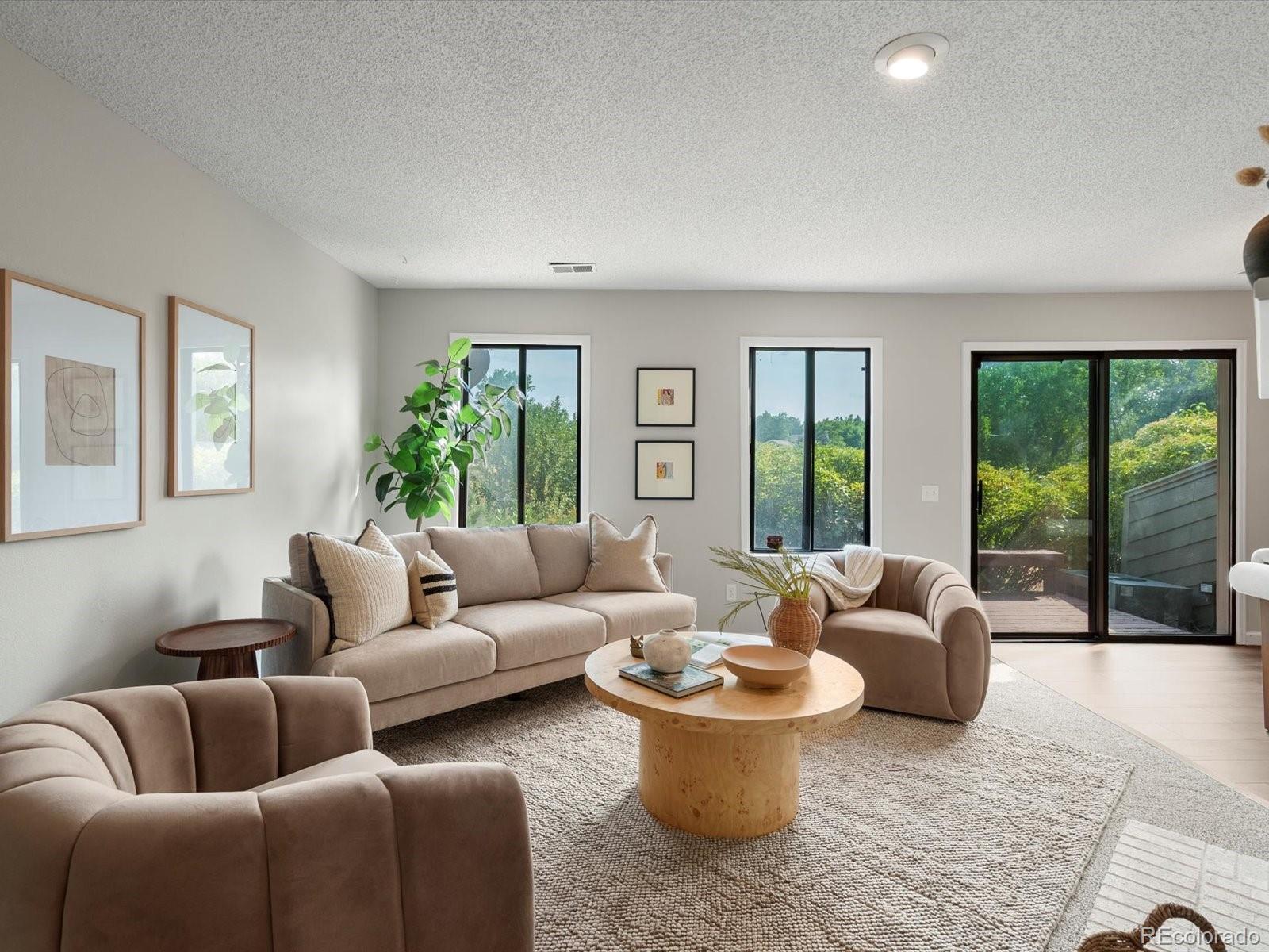 7006 E Dry Creek Place, Centennial CO 80112