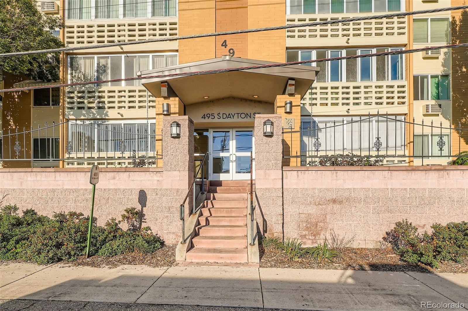495 S Dayton Street Unit 3B, Denver CO 80247