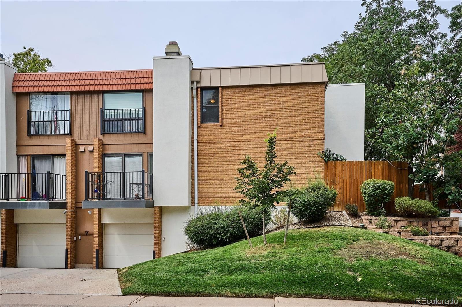 2907 S Locust Street, Denver CO 80222