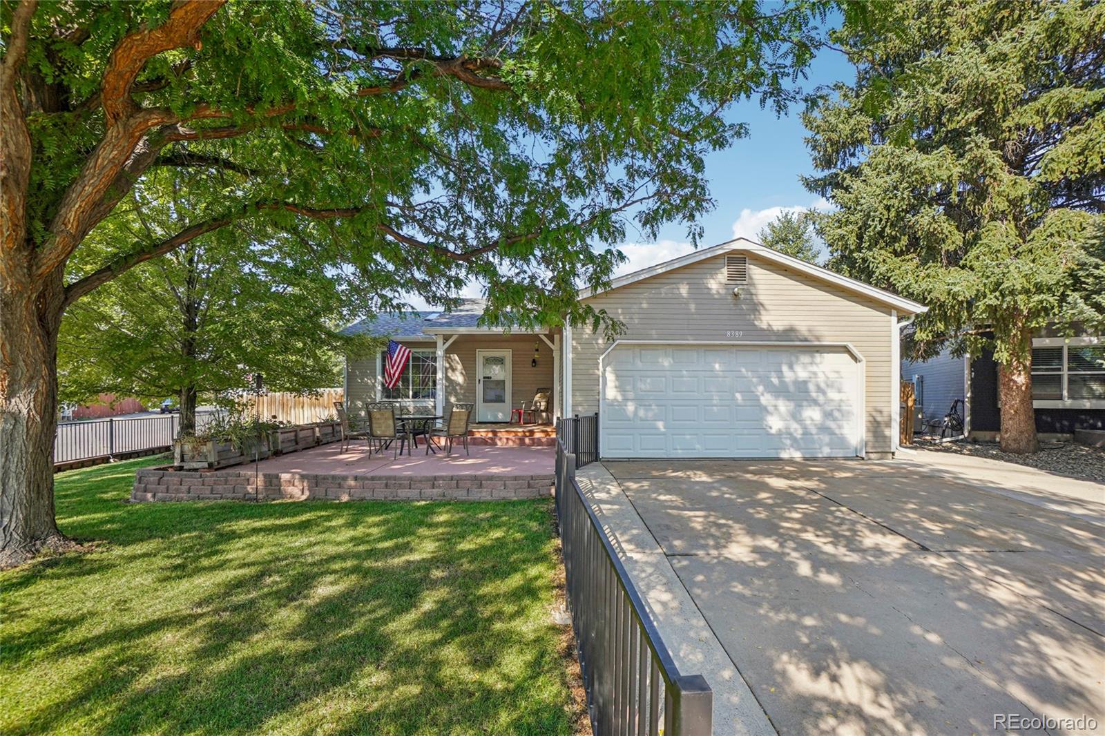 8389 Curlycup Place, Parker CO 80134