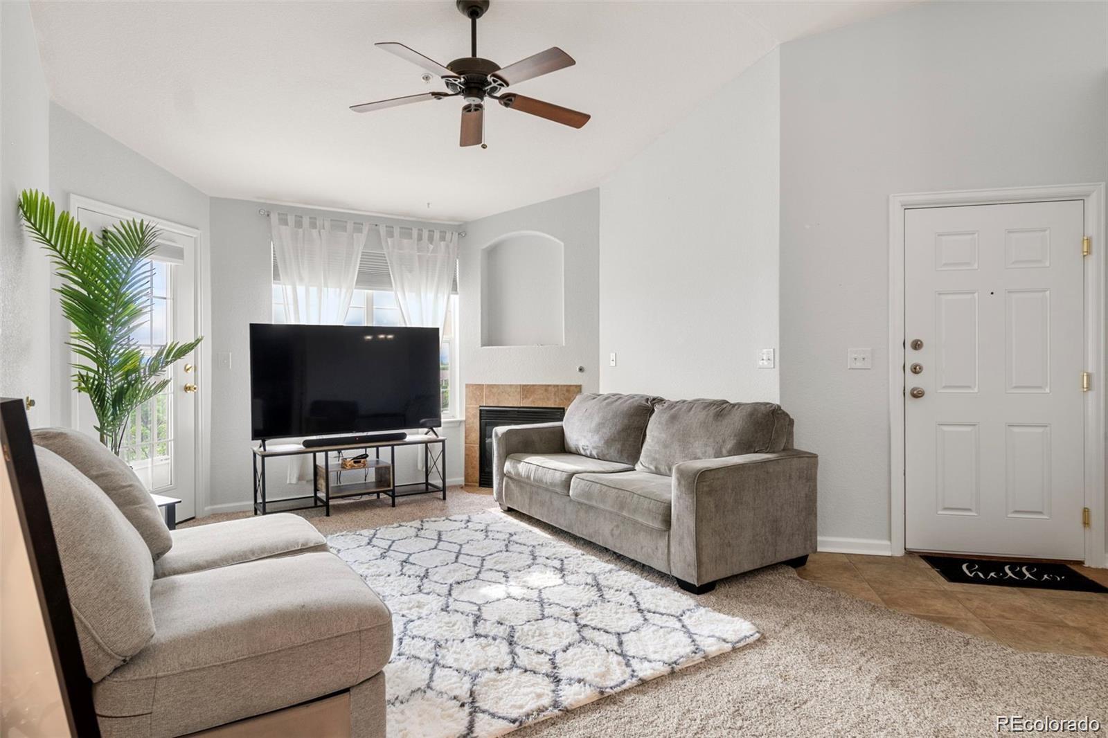 5745 N Genoa Way Unit 306, Aurora CO 80019