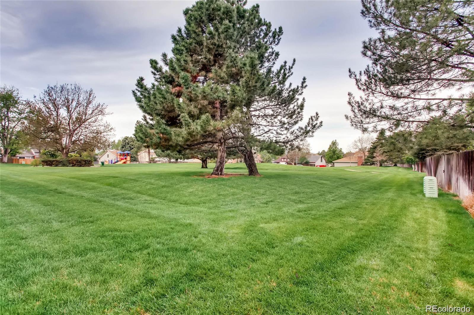 12335 E Bates Circle, Aurora CO 80014
