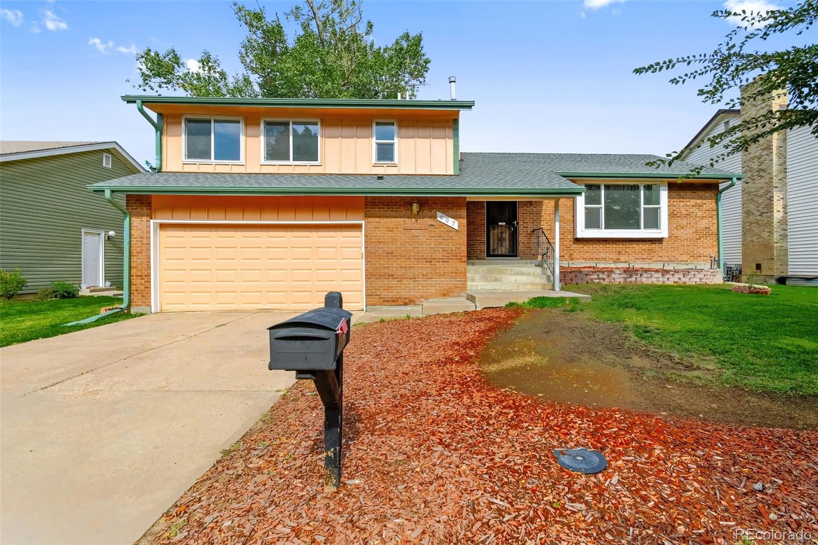 607 S Laredo Circle, Aurora CO 80017