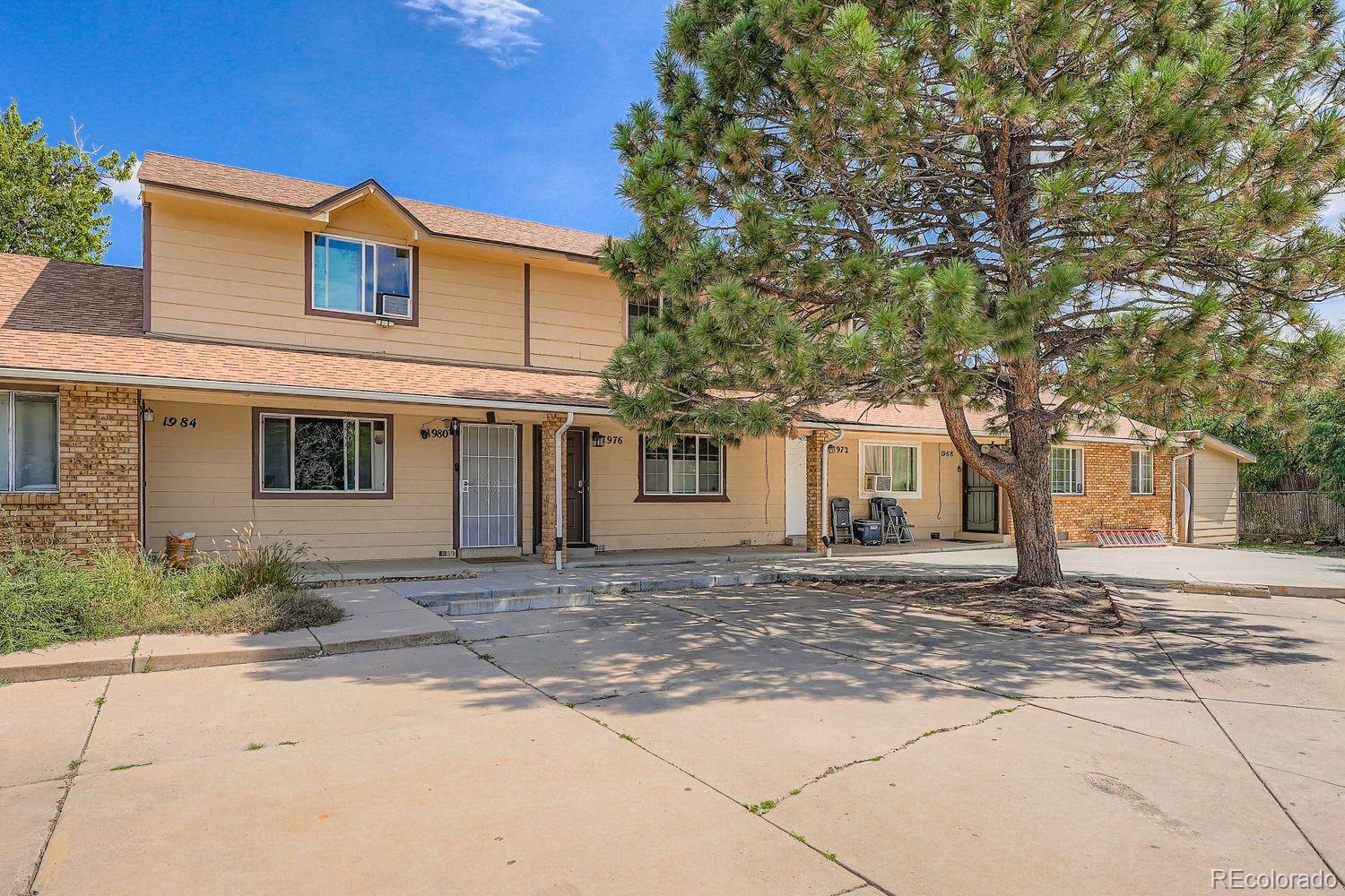 1976 Eagle Street, Aurora CO 80011