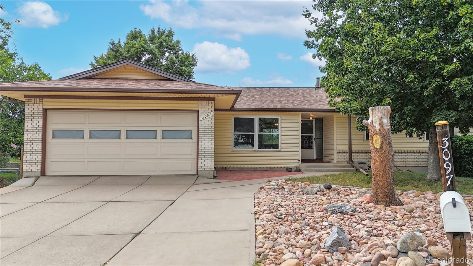 3097 S Quintero Street, Aurora CO 80013