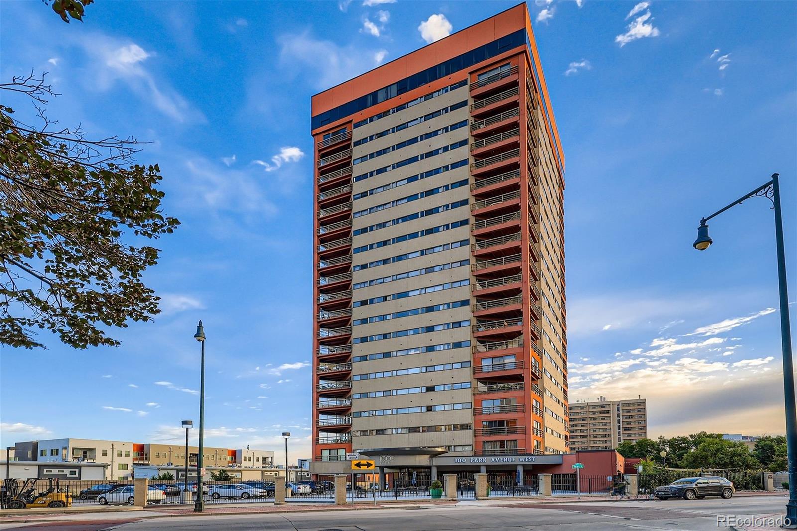 100 Park Avenue Unit 606, Denver CO 80205