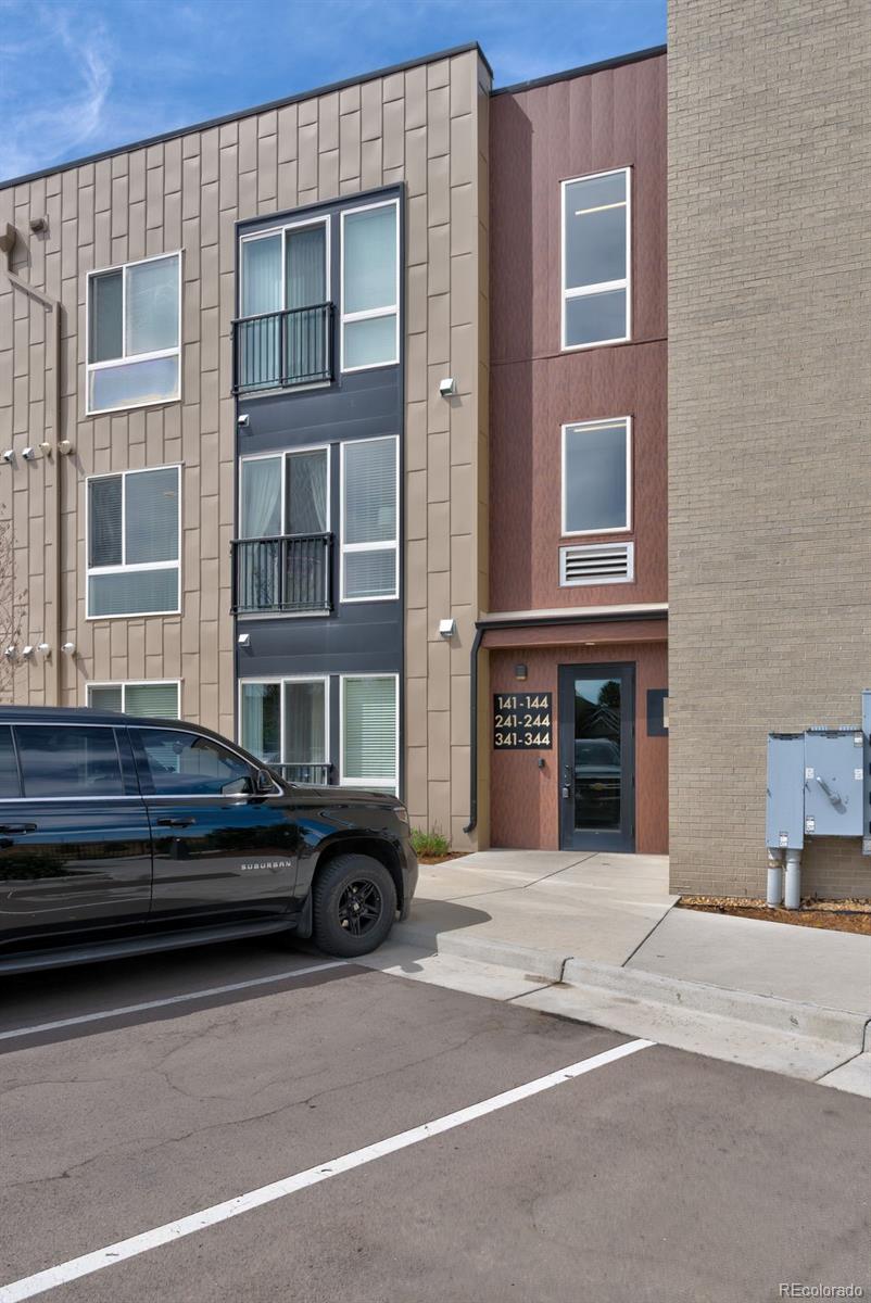 8475 E 36th Avenue Unit 241, Denver CO 80238