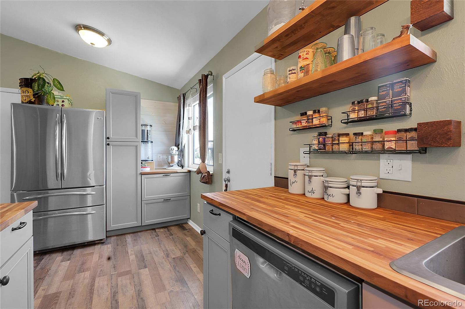 4054 S Quintero Way, Aurora CO 80013
