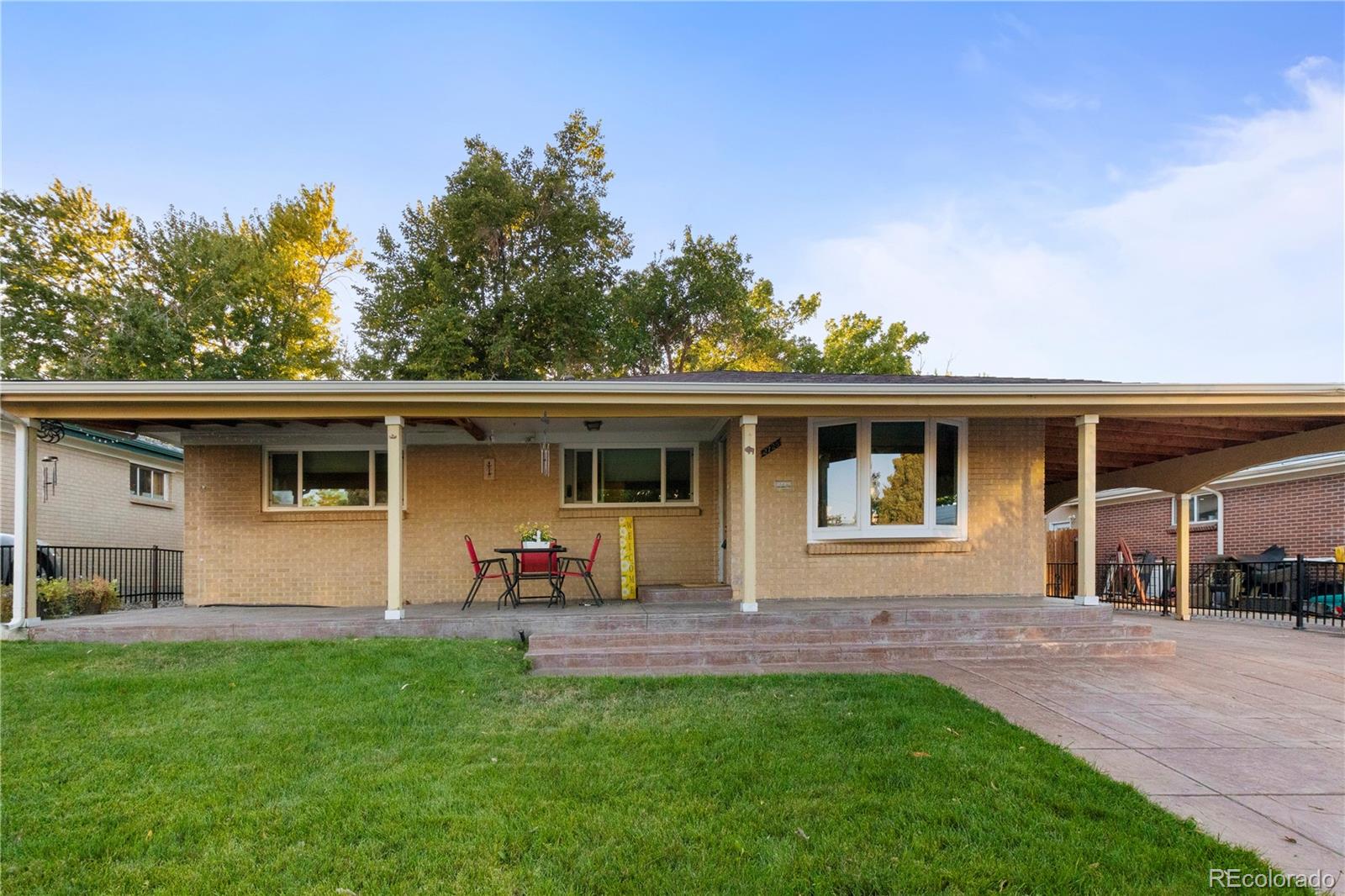 2725 S Grove Street, Denver CO 80236