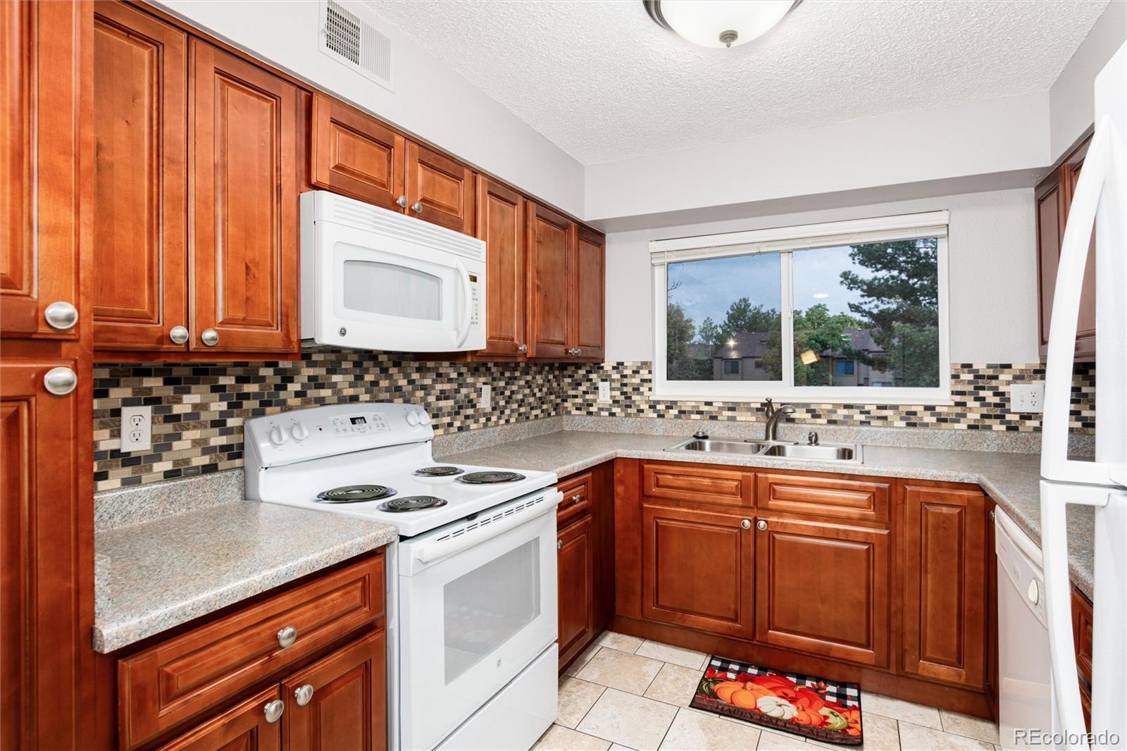 418 Wright Street Unit 202, Lakewood CO 80228