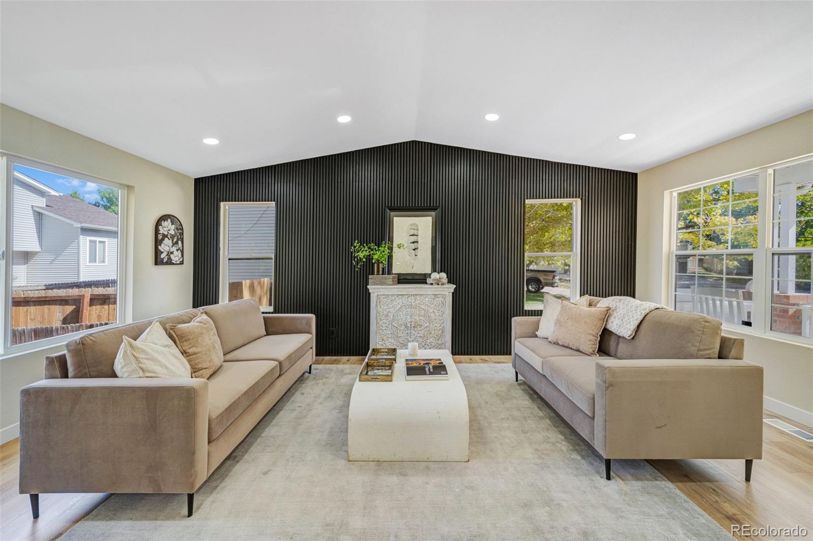 19537 E 18th Avenue, Aurora CO 80011