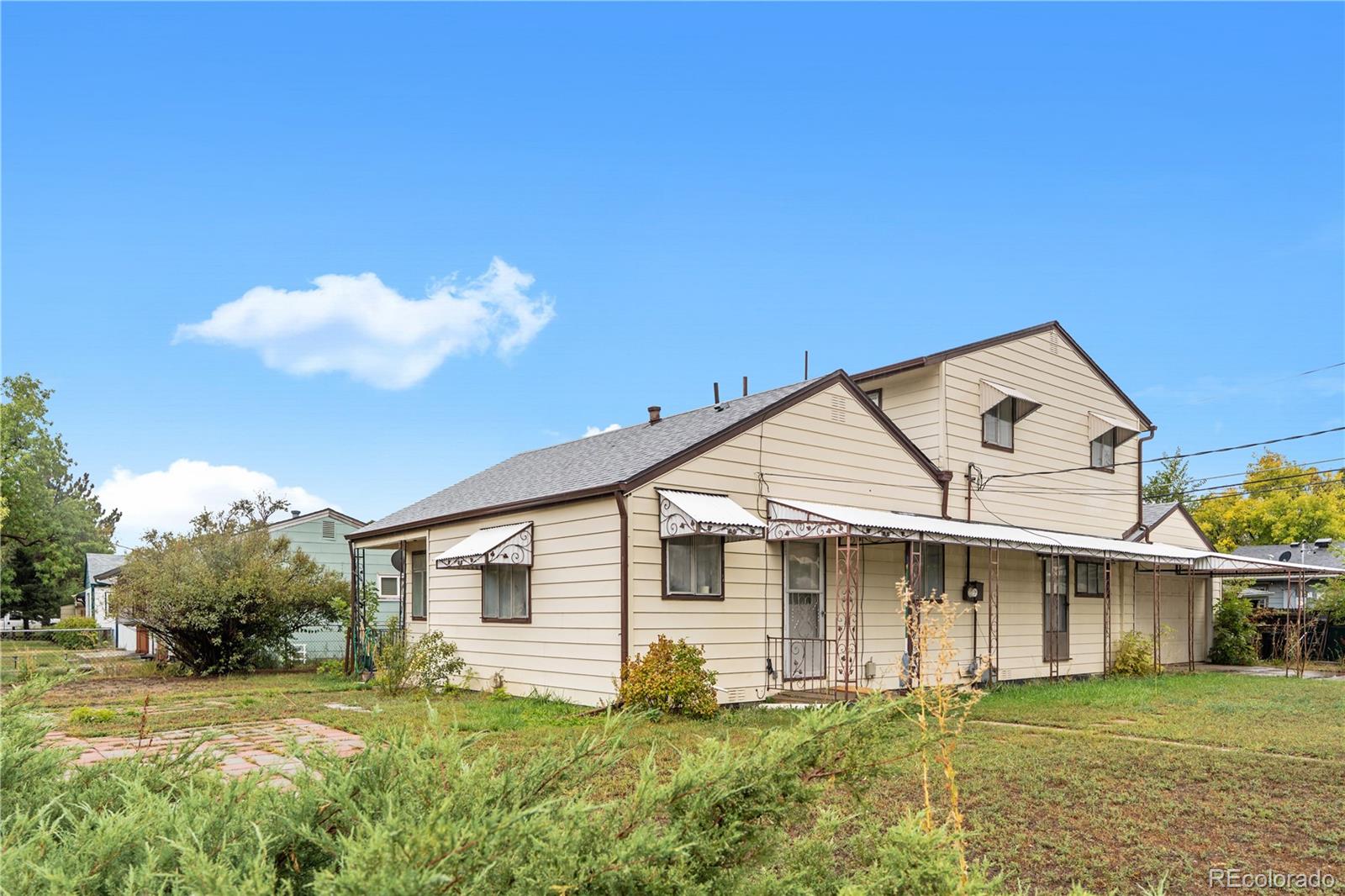 995 Newark Street, Aurora CO 80010