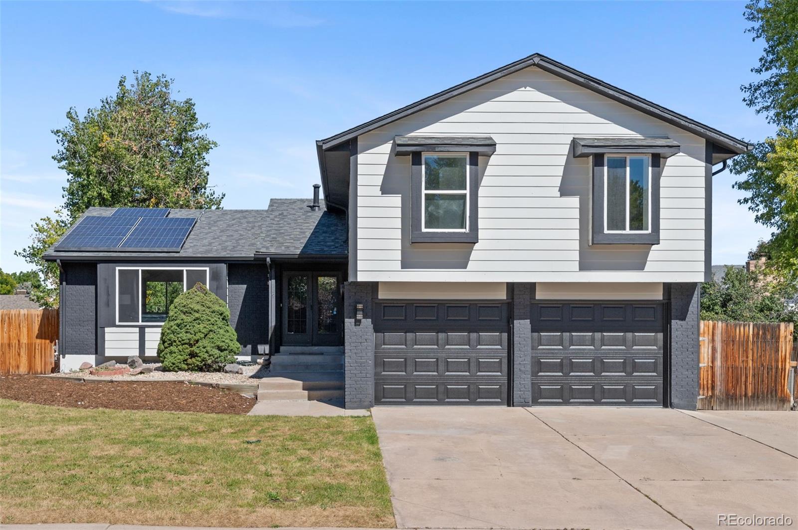 7529 W Frost Drive, Littleton CO 80128