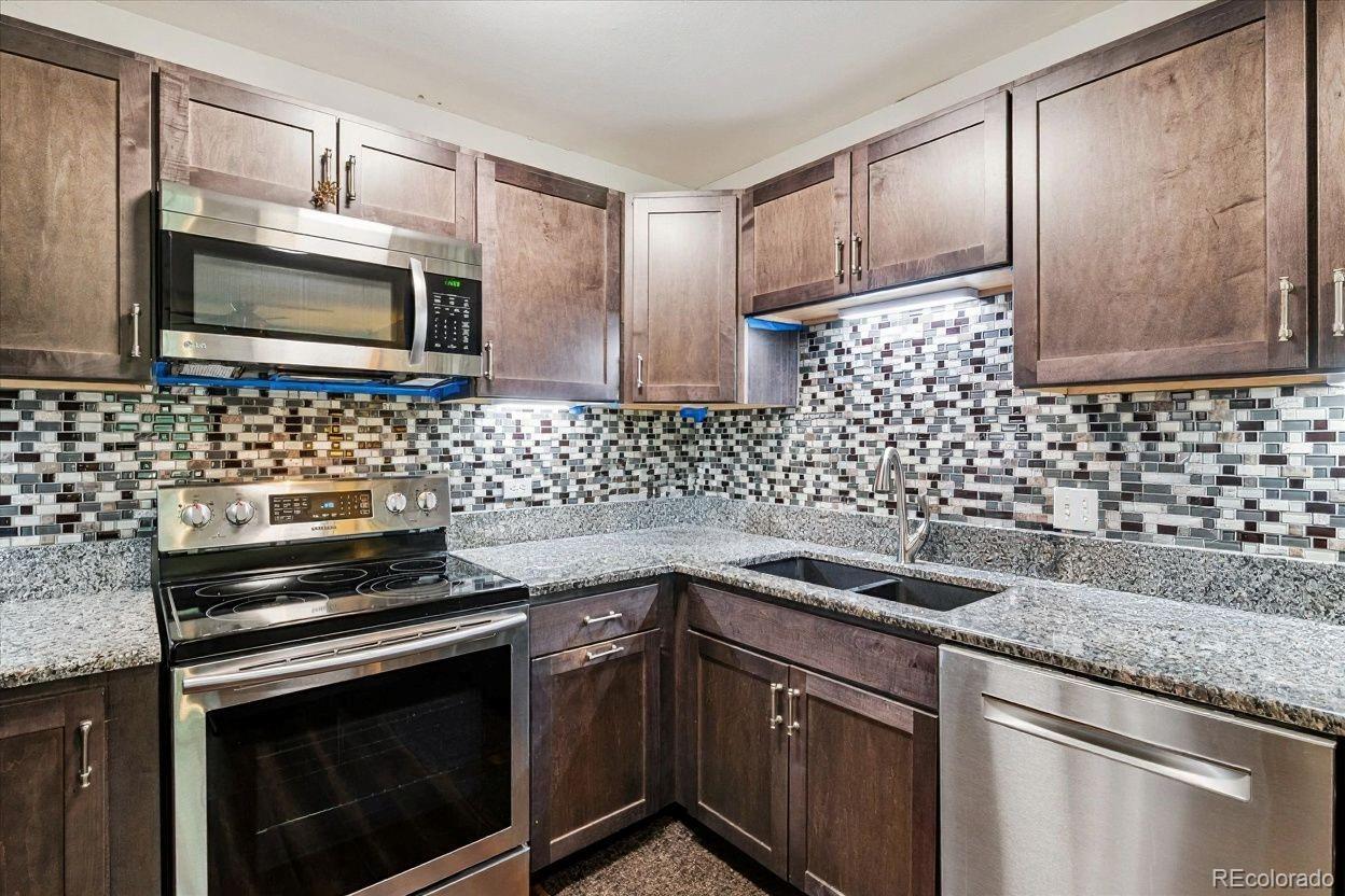 725 S Clinton Street Unit 13B, Denver CO 80247
