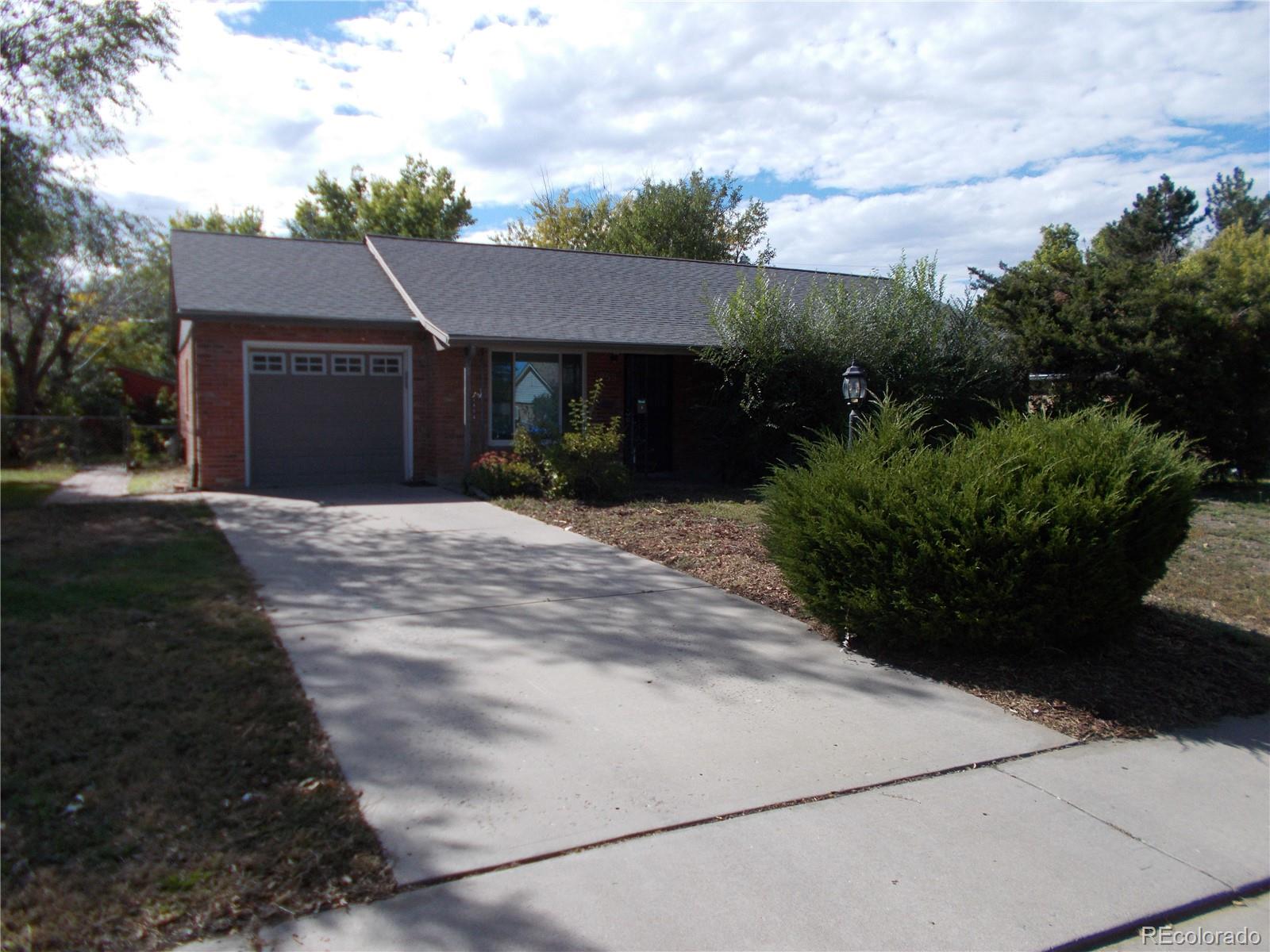 953 Scranton Street, Aurora CO 80011
