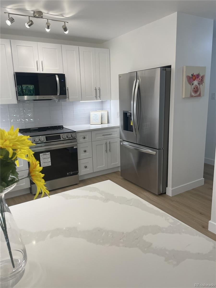 655 S Alton Way Unit 8D, Denver CO 80247