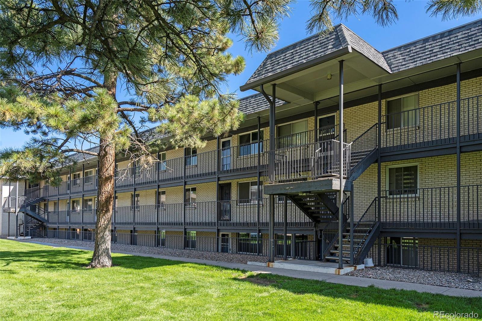 1723 Robb Street Unit 26, Lakewood CO 80215