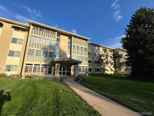 610 S Clinton Street Unit 8B, Denver CO 80247
