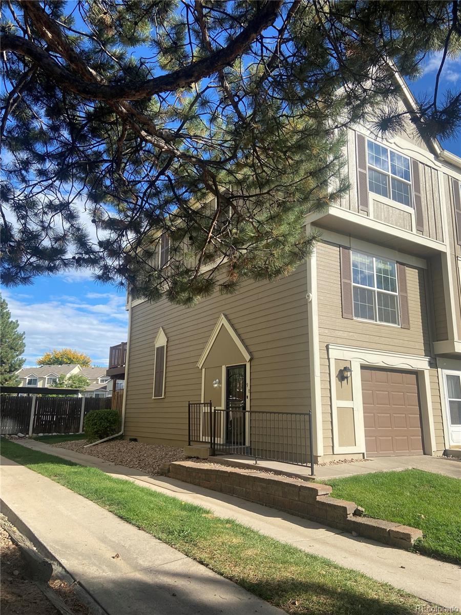 1811 S Quebec Way Unit 90, Denver CO 80231