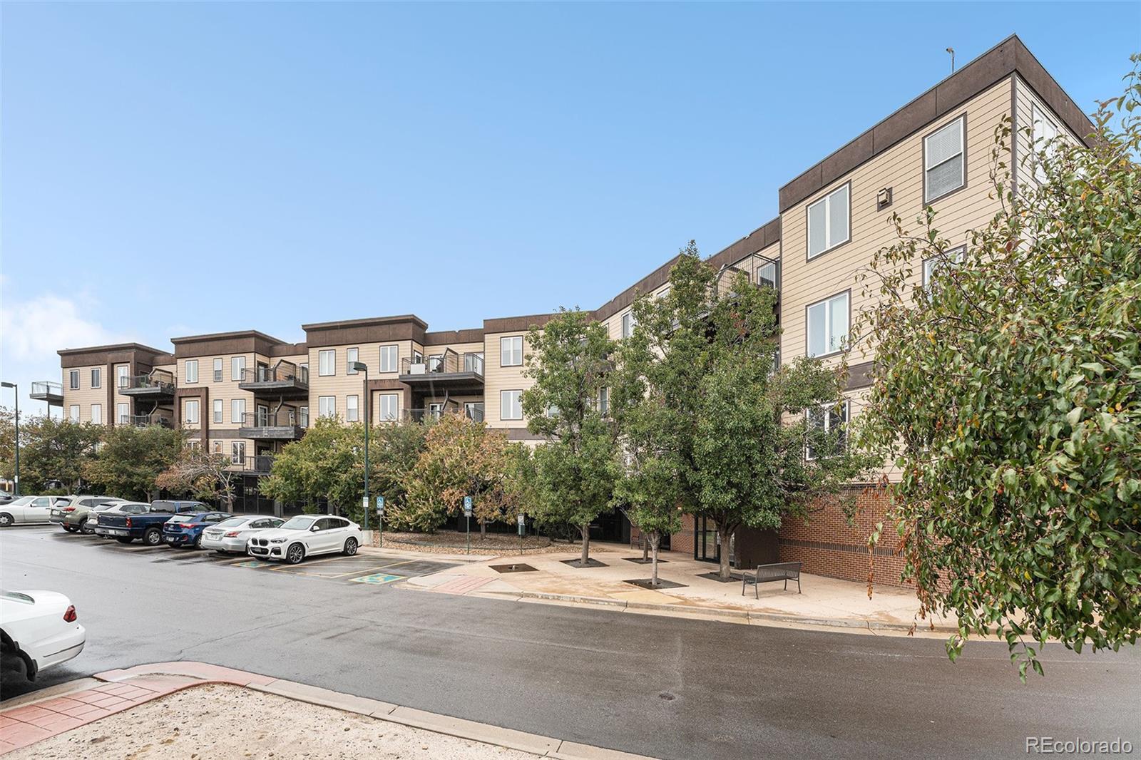 15475 Andrews Drive Unit 301, Denver CO 80239