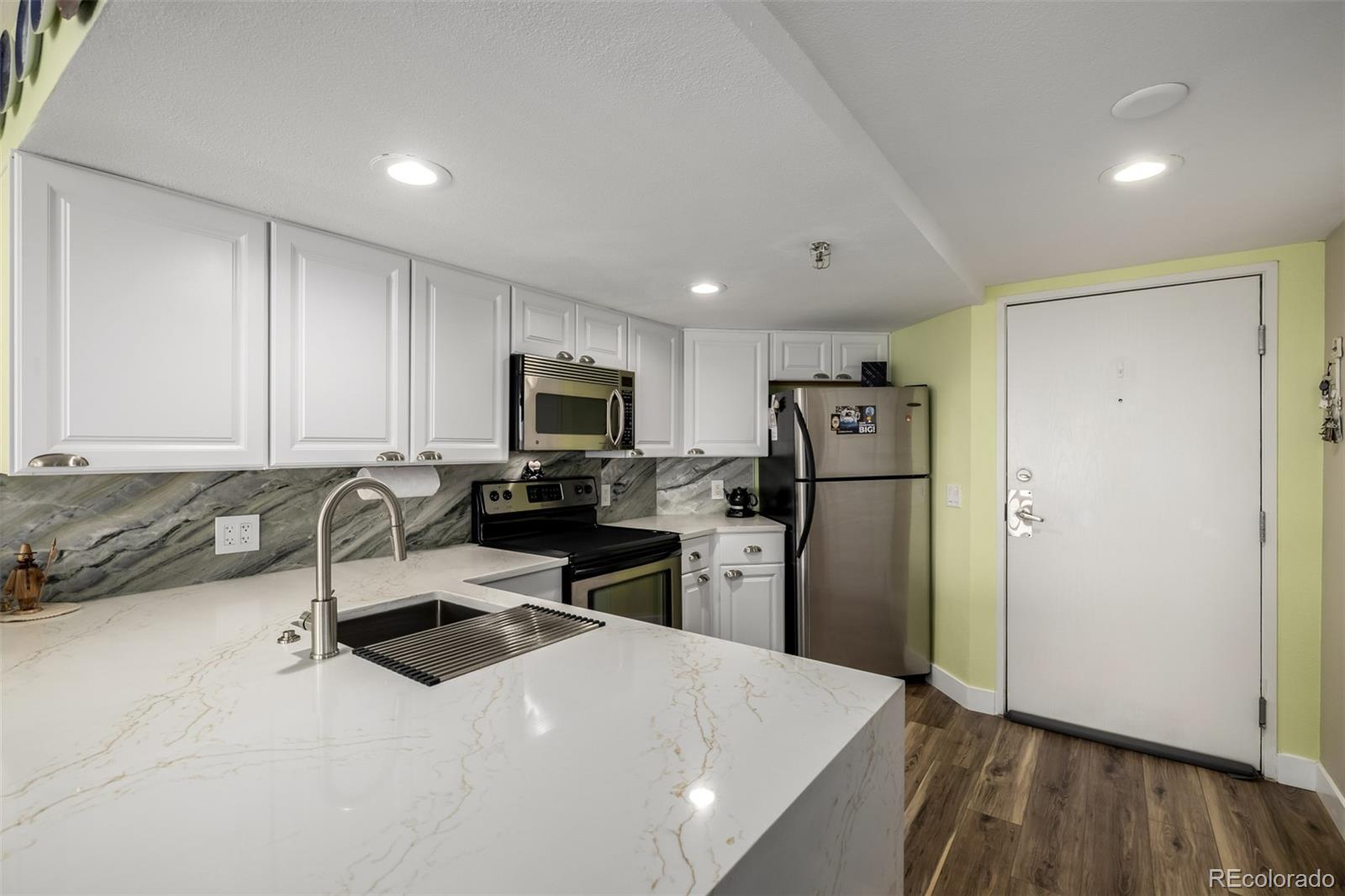 100 Park Avenue Unit 1004, Denver CO 80205